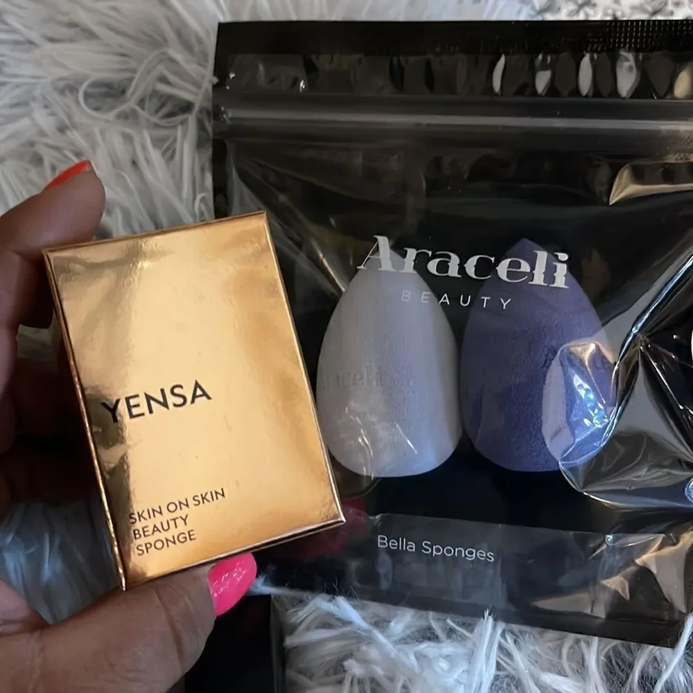 5x beauty lashes palette sponges & lipgloss:lipstick
